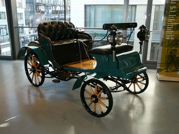 Prvi Opel automobil
