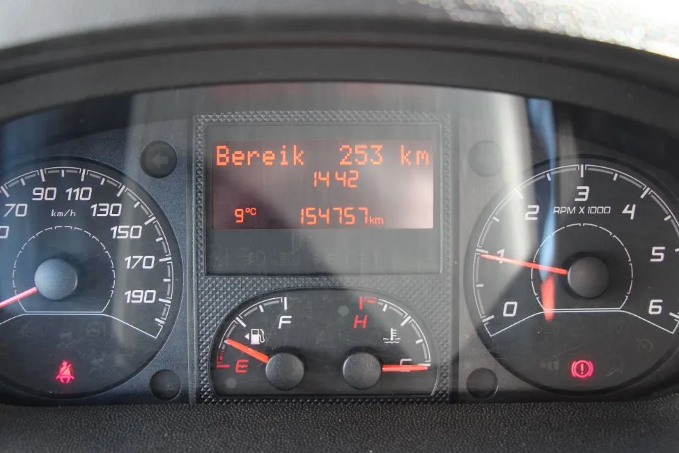 Peugeot Boxer 2.0 Hdi EU6 Airco Cruis Co. Waranty Image 7